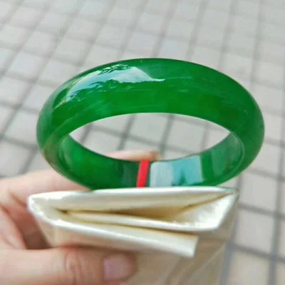 Natural Burmese Jadeite 54-64mm Green Bangle Elegant Princess Jewelry For Mom For Girlfriend
Natural Burmese Jadeite 54-64mm Green Bangle Elegant Princess Jewelry For Mom For Girlfriend
