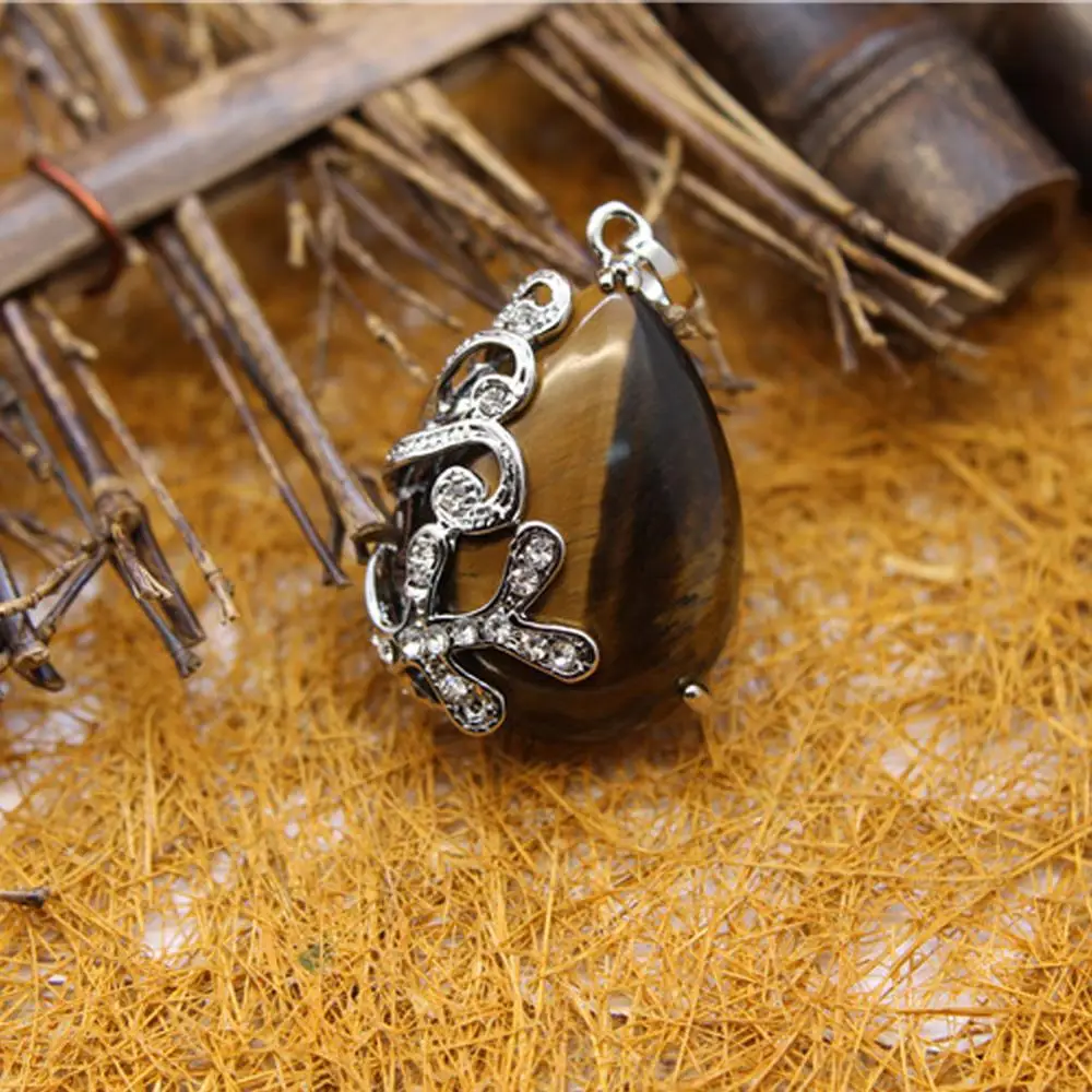 6pcs Natural stone Lapis lazuli drop pendant necklace hollowed-out Meditation Quartz Treat Crystal Charm for Jewelry Making Free
6pcs Natural stone Lapis lazuli drop pendant necklace hollowed-out Meditation Quartz Treat Crystal Charm for Jewelry Making Free