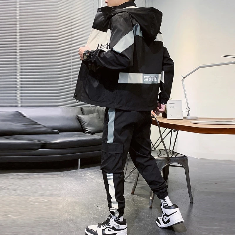 Tracksuits Set Nice Men Autumn Sportswear Suit Hooded Jacket Sweatshirt+Pant Patchwork Hip Hop Streetwear 2 PCS Men Clothing
Tracksuits Set Nice Men Autumn Sportswear Suit Hooded Jacket Sweatshirt+Pant Patchwork Hip Hop Streetwear 2 PCS Men Clothing