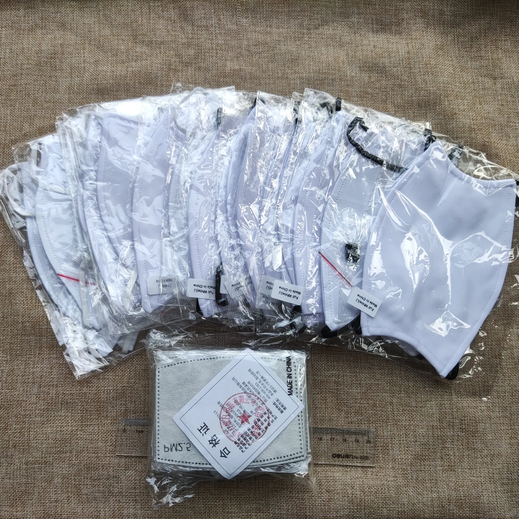 Big Sale!! 10pcs/lot New Blank Sublimation Face Mask with Filter Dust Prevention For Sublimation ink Print
Big Sale!! 10pcs/lot New Blank Sublimation Face Mask with Filter Dust Prevention For Sublimation ink Print