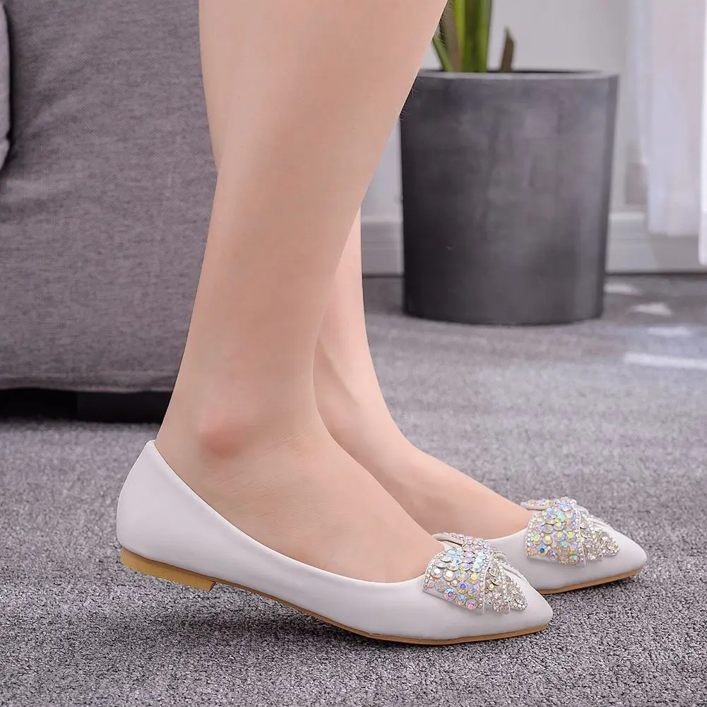 Flats Women Wedding Shoes Pointed Toe Female Dress Moccasins Low Pearl Heel Ladies Fashion Ballet Luxury Styl Bow
Flats Women Wedding Shoes Pointed Toe Female Dress Moccasins Low Pearl Heel Ladies Fashion Ballet Luxury Styl Bow