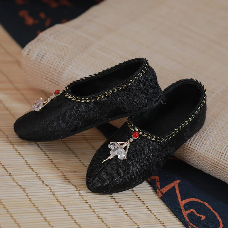 BJD Doll shoes suitable for 1-3 size bjd girl shoes body high quality fashion black gem princess dress shoes doll accessories
BJD Doll shoes suitable for 1-3 size bjd girl shoes body high quality fashion black gem princess dress shoes doll accessories