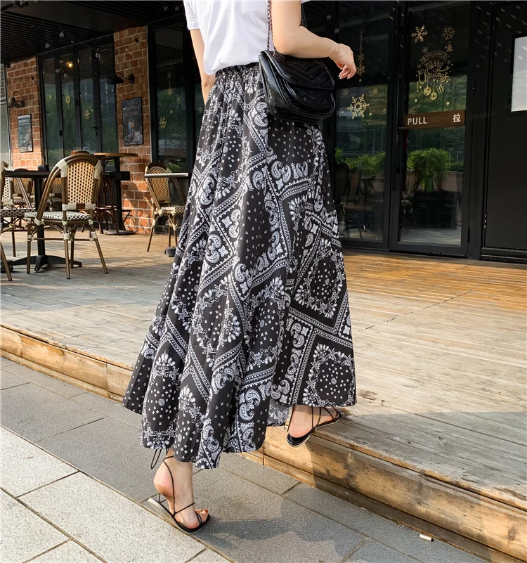 Retro Floral Print High Waist Midi Skirt Women's A-Line Maxi Summer Vaion Gown Slimming Long Skirts Spring Summer
Retro Floral Print High Waist Midi Skirt Women's A-Line Maxi Summer Vaion Gown Slimming Long Skirts Spring Summer