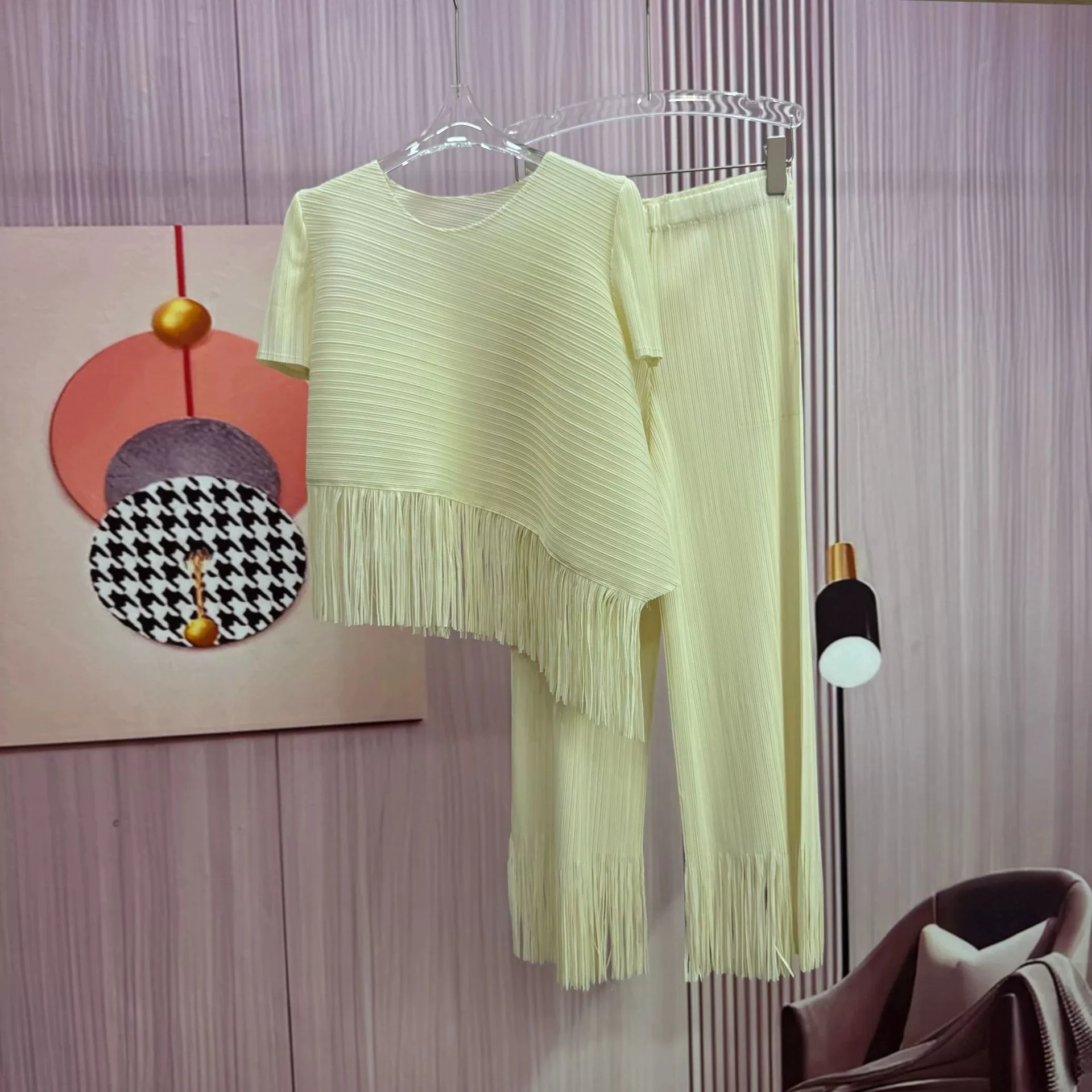 Large size tassel short-sleeved suit casual new irregular solid color loose casual two-piece suit-GZXX1035
Large size tassel short-sleeved suit casual new irregular solid color loose casual two-piece suit-GZXX1035