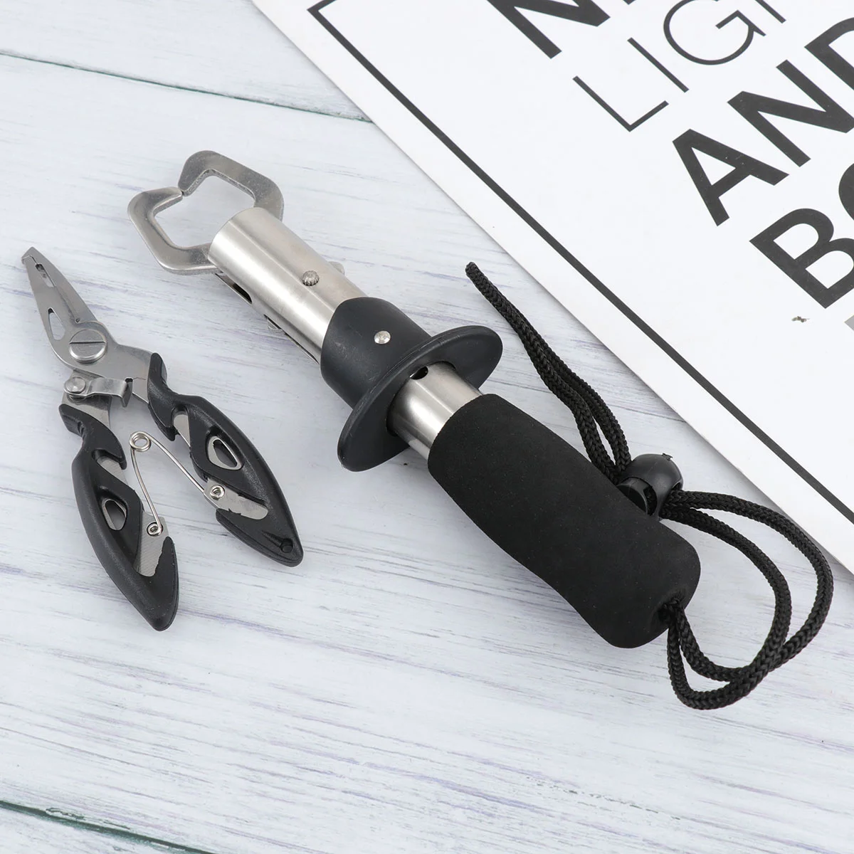 2 Pcs Small Bait Fishing Lure Remove Hook Tackle Lures Pincer Stainless Steel Grip Black
2 Pcs Small Bait Fishing Lure Remove Hook Tackle Lures Pincer Stainless Steel Grip Black