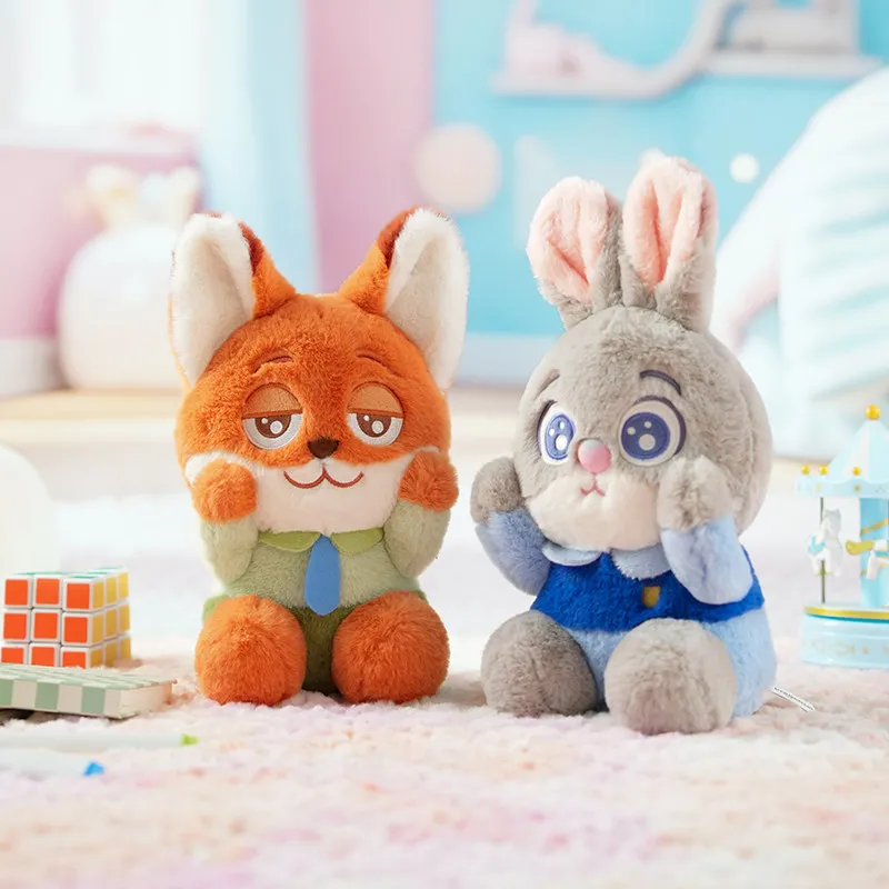 Disney plush dolls birthday gift comfort and sleep companion Zootopia series Judy Nick Winnie the Pooh Officer Clawhauser
Disney plush dolls birthday gift comfort and sleep companion Zootopia series Judy Nick Winnie the Pooh Officer Clawhauser