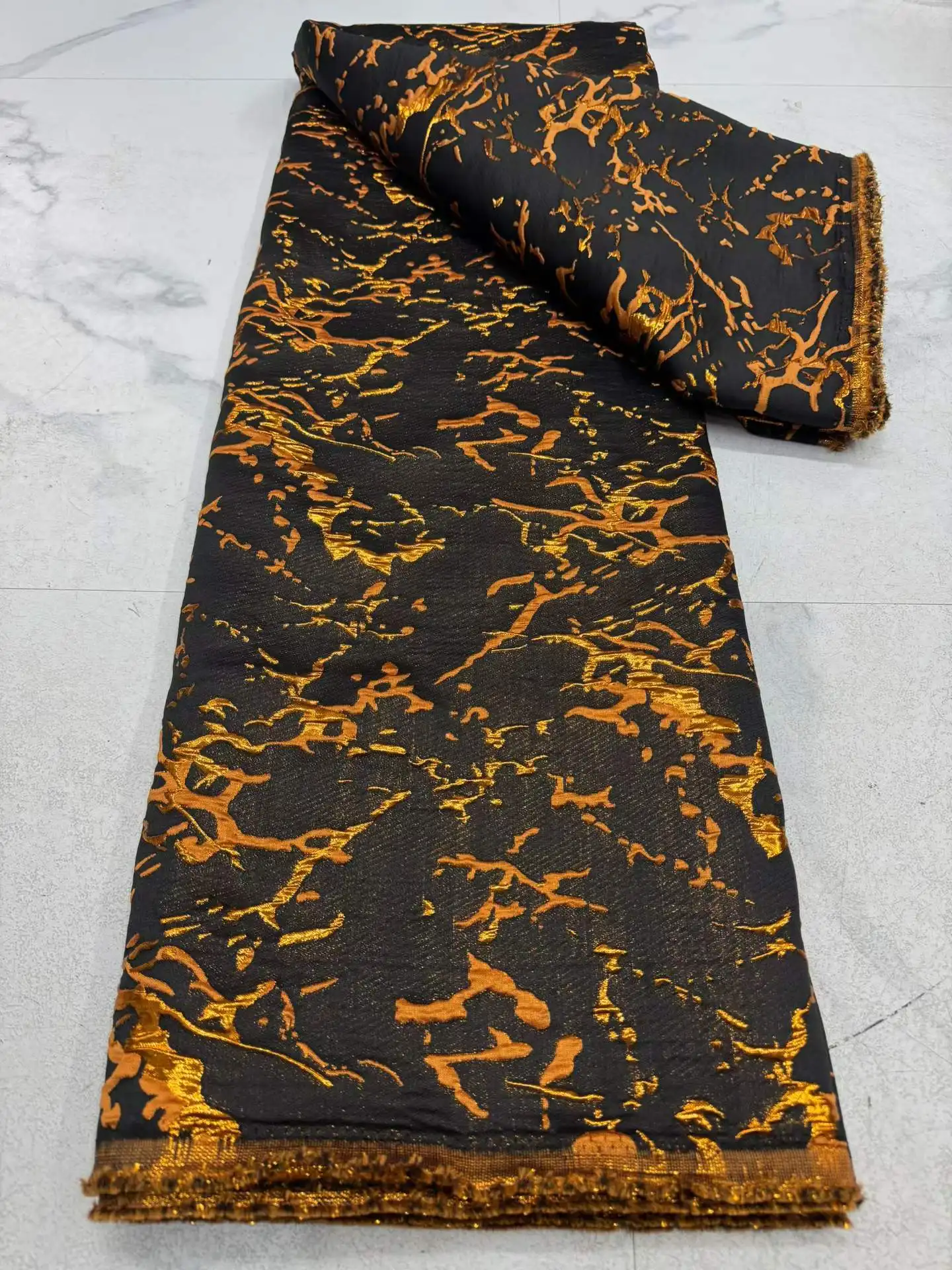 French Brocade Lace Fabric High Quality 5 Yards African Jacquard Lace Fabric 2026 Dress for Women Diy Dress Sewing
French Brocade Lace Fabric High Quality 5 Yards African Jacquard Lace Fabric 2026 Dress for Women Diy Dress Sewing