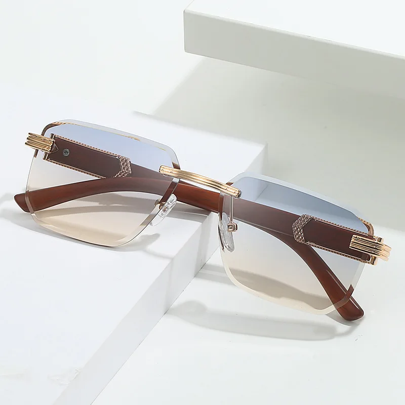 New Luxury Rimless Square Sunglasses Man Luxury Designer Stylish Gradient Lens Metal Sun Glasses UV400 Eyewear Unisex Shades
New Luxury Rimless Square Sunglasses Man Luxury Designer Stylish Gradient Lens Metal Sun Glasses UV400 Eyewear Unisex Shades