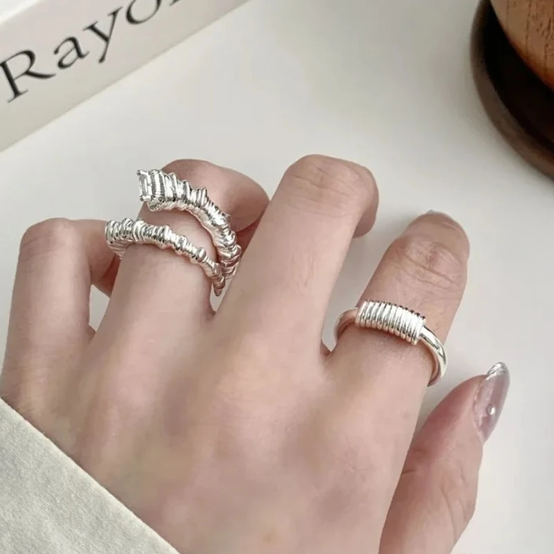 925 Sterling Silver Charming Geometric Lines Intersect Wrap Irregularly Rings for Women Fine Jewelry Minimalist Accessories
925 Sterling Silver Charming Geometric Lines Intersect Wrap Irregularly Rings for Women Fine Jewelry Minimalist Accessories