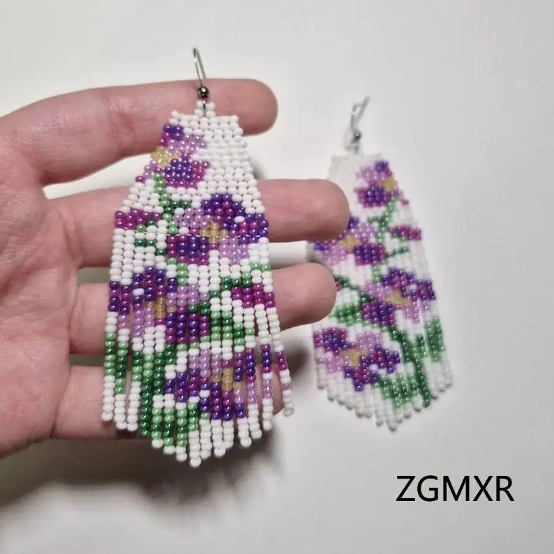 Серьги из бисера Кисточка Цветок фиолетовый Геометрия Богемный узор Тенденция ручной работы Простые женские серьги из рисовых бусин из сплава 
Серьги из бисера Кисточка Цветок фиолетовый Геометрия Богемный узор Тенденция ручной работы Простые женские серьги из рисовых бусин из сплава