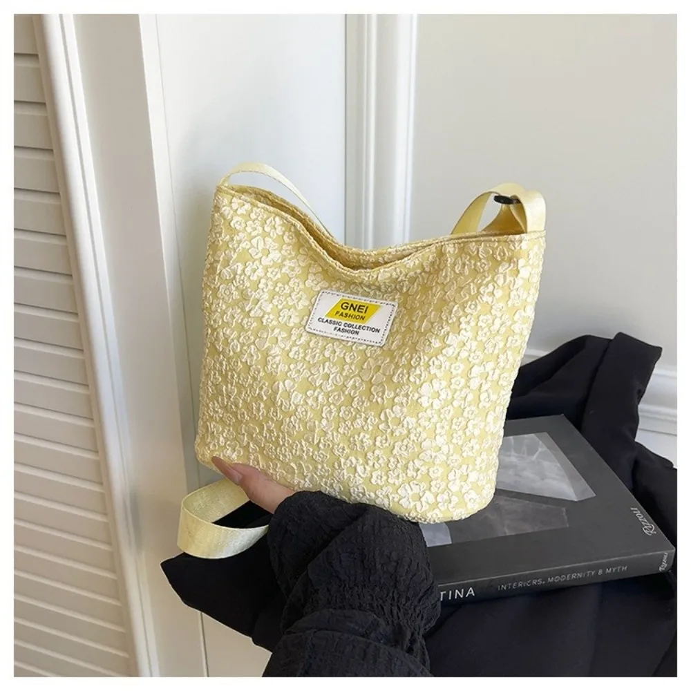 Casual Floral Crossbody Bag Large Capacity Colorful Shoulder Bag Square Ultralight Travel Storage Bag
Casual Floral Crossbody Bag Large Capacity Colorful Shoulder Bag Square Ultralight Travel Storage Bag