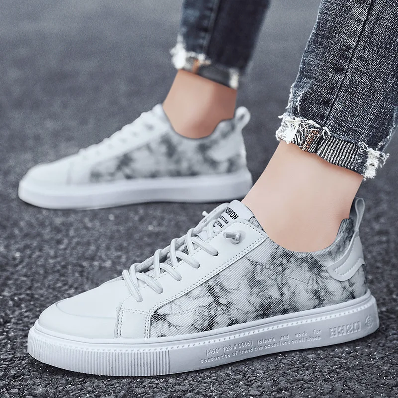 Men Sneakers Unisex Comfortable Fabric Men Footwear Men's Shoes Casual Flats Fashion Graffiti Printed High Top
Men Sneakers Unisex Comfortable Fabric Men Footwear Men's Shoes Casual Flats Fashion Graffiti Printed High Top