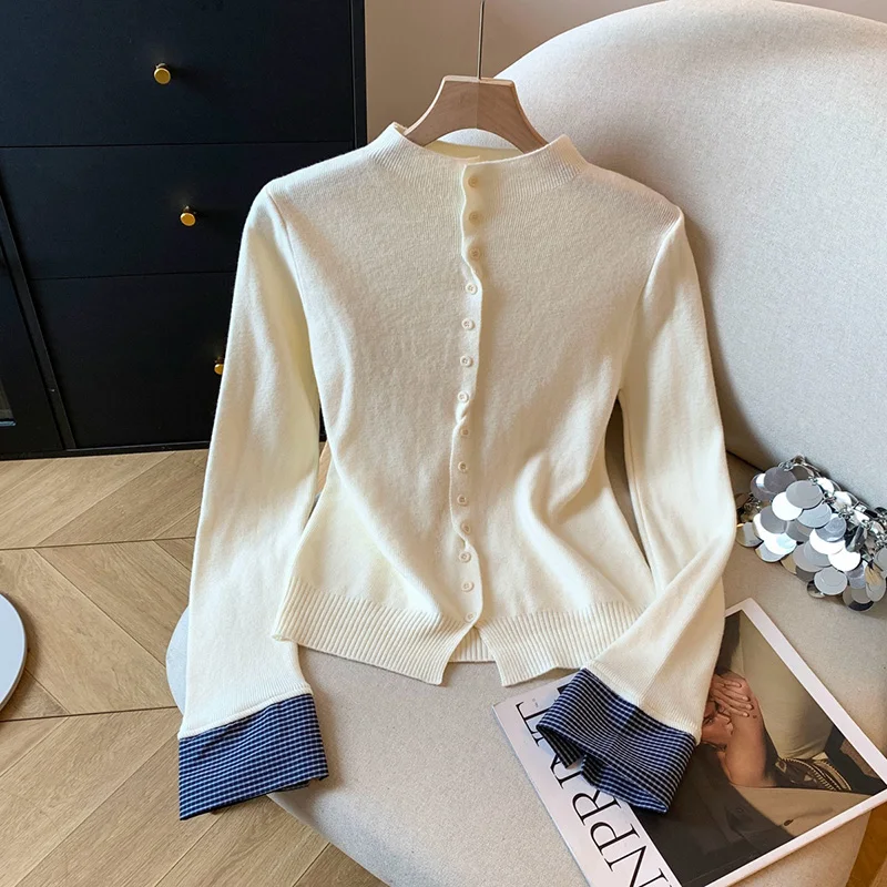 Fake two piece layered checkered shirt long sleeved knitted sweater women's autumn new slim fit half high neck top
Fake two piece layered checkered shirt long sleeved knitted sweater women's autumn new slim fit half high neck top