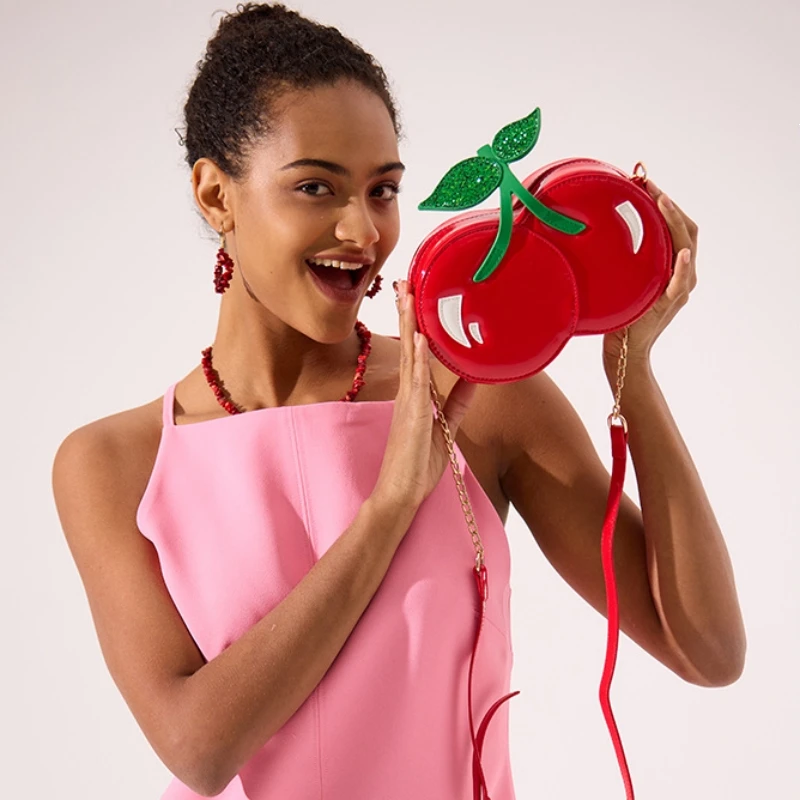Creative Cherry Design Crossbody Bag for Women Cute Chains Shoulder Bags Funny Novelty Messenger Bag Small Female Purses Bags
Creative Cherry Design Crossbody Bag for Women Cute Chains Shoulder Bags Funny Novelty Messenger Bag Small Female Purses Bags