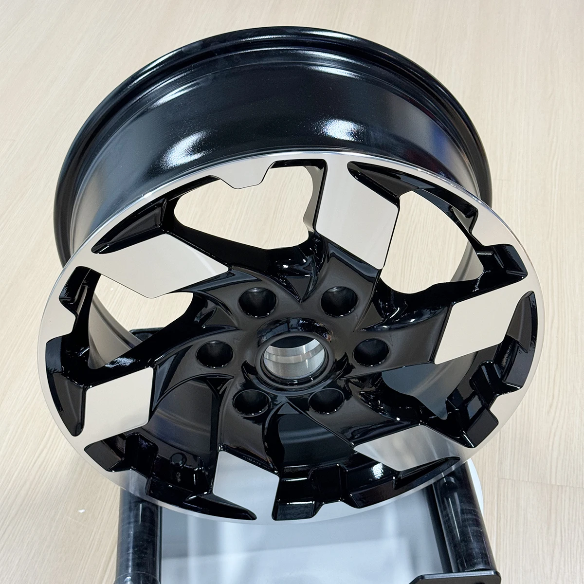 automotive parts, 20 inch offroad wheel rim, superior strength weight ratio improves vehicle performance fuel saving
automotive parts, 20 inch offroad wheel rim, superior strength weight ratio improves vehicle performance fuel saving