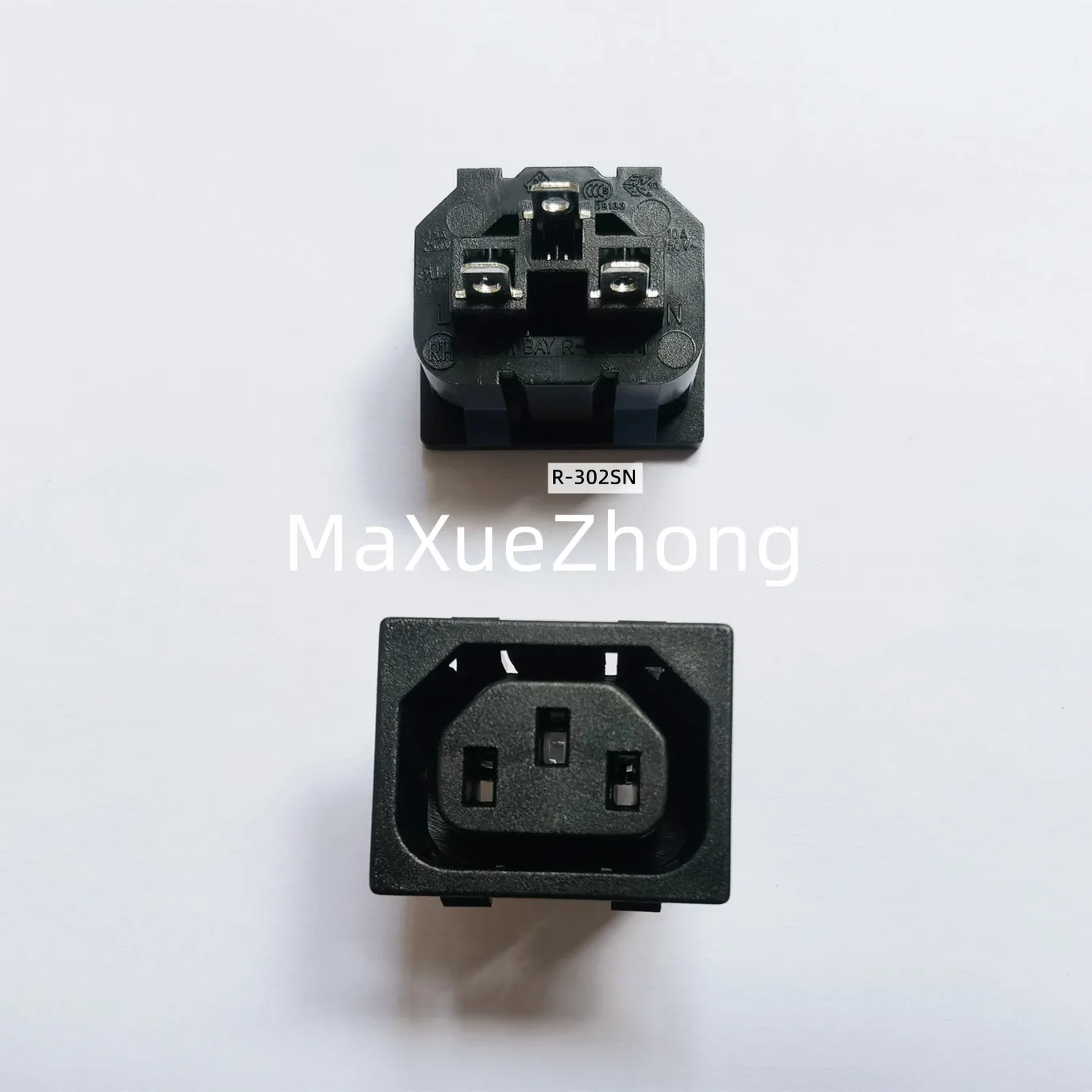 Original new 100% R-302SN AC power socket female connector 10A250V 15A250V
Original new 100% R-302SN AC power socket female connector 10A250V 15A250V