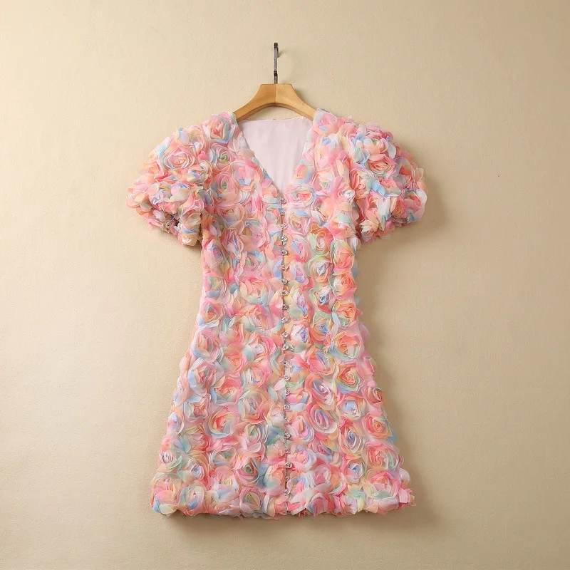 European and American women's clothes 2023 summer new Five sleeve V-neck three-dimensional flower disc flower Fashion Dress
European and American women's clothes 2023 summer new Five sleeve V-neck three-dimensional flower disc flower Fashion Dress