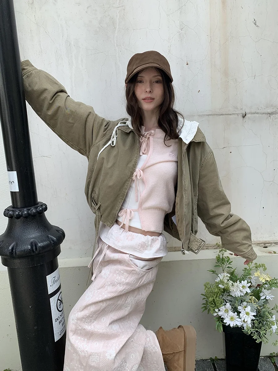 DKZ Khaki Cotton Jaet Women's Winter Vintage Detachable Lace Hat Warm Top Zipper Closure Long Sve Color Casual Wear
DKZ Khaki Cotton Jaet Women's Winter Vintage Detachable Lace Hat Warm Top Zipper Closure Long Sve Color Casual Wear