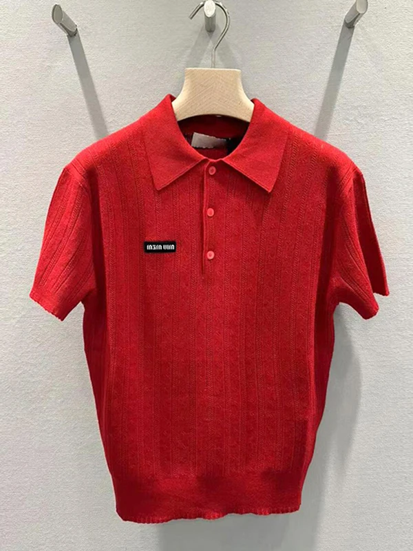 Женская трикотажная футболка с красными буквами, приталенная, из полиэфирного волокна, весна 202, с высоким воротником, ор Све, повседневная рубашка для поездок на работу
Женская трикотажная футболка с красными буквами, приталенная, из полиэфирного волокна, весна 202, с высоким воротником, ор Све, повседневная рубашка для поездок на работу