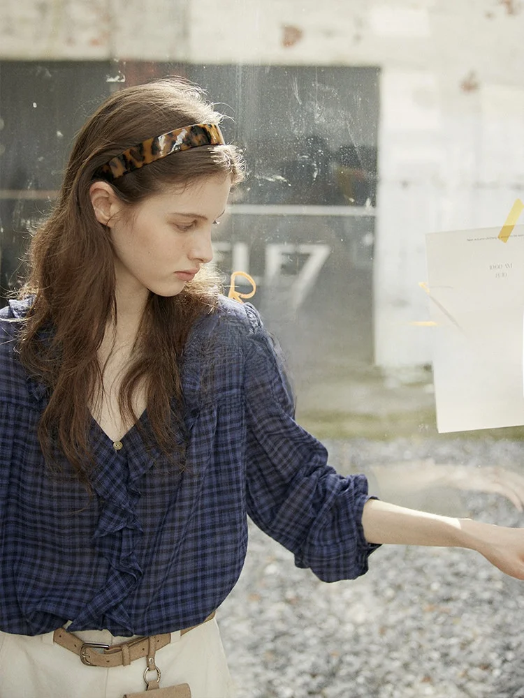 Женская свободная повседневная блузка Relez с V-образным вырезом, в стиле ретро, в клетку, с длинным рукавом, из дышащего хлопка, модный топ
Женская свободная повседневная блузка Relez с V-образным вырезом, в стиле ретро, в клетку, с длинным рукавом, из дышащего хлопка, модный топ