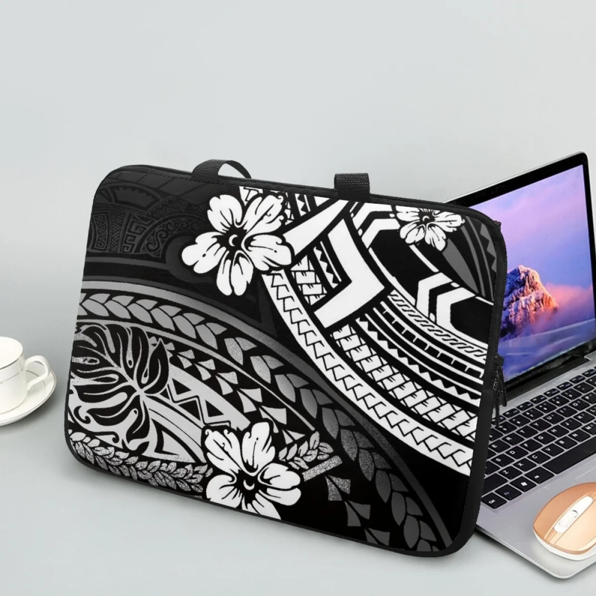 Polynesian Hibiscus Designer Handle Laptop Bags Case Lightweight Soft Shoulder Computer Handbag Zipper Tablet Bag PC Carry Pouch
Polynesian Hibiscus Designer Handle Laptop Bags Case Lightweight Soft Shoulder Computer Handbag Zipper Tablet Bag PC Carry Pouch
