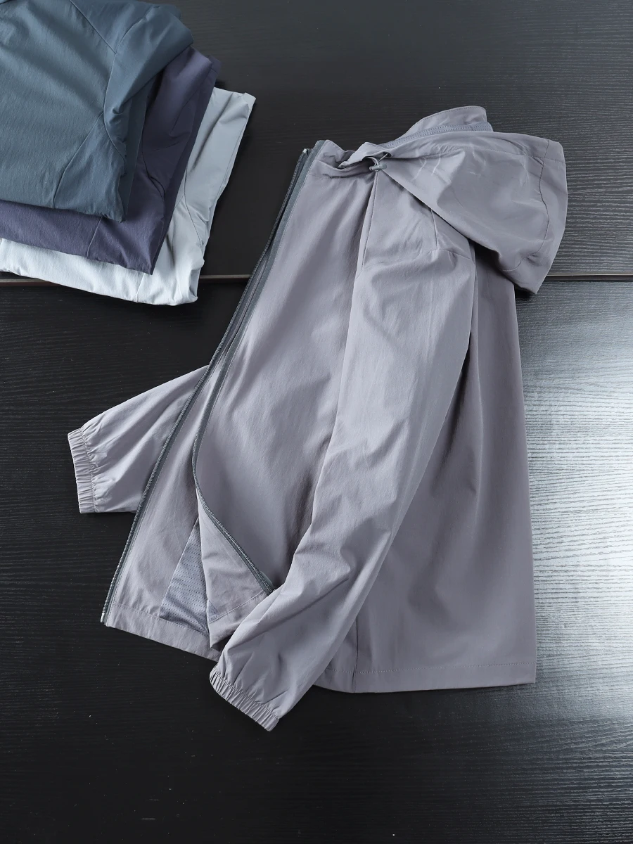 Легкая мужская демисезонная куртка с капюшоном из эластичной ткани, тонкая, для города, из нейлона и спандекса
Легкая мужская демисезонная куртка с капюшоном из эластичной ткани, тонкая, для города, из нейлона и спандекса