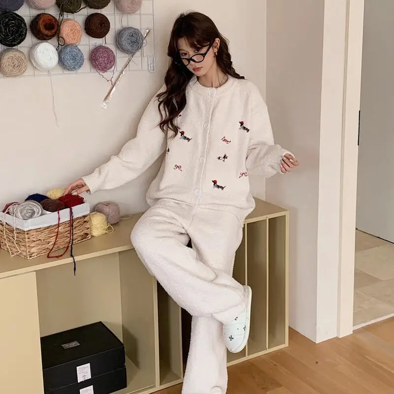 Women's Pajama Set Home Clothes Thick Autumn and Winter Cozy Warm Half Flannel Sleepwear Round Neck Cartoon Cardigan Comfortable
Women's Pajama Set Home Clothes Thick Autumn and Winter Cozy Warm Half Flannel Sleepwear Round Neck Cartoon Cardigan Comfortable