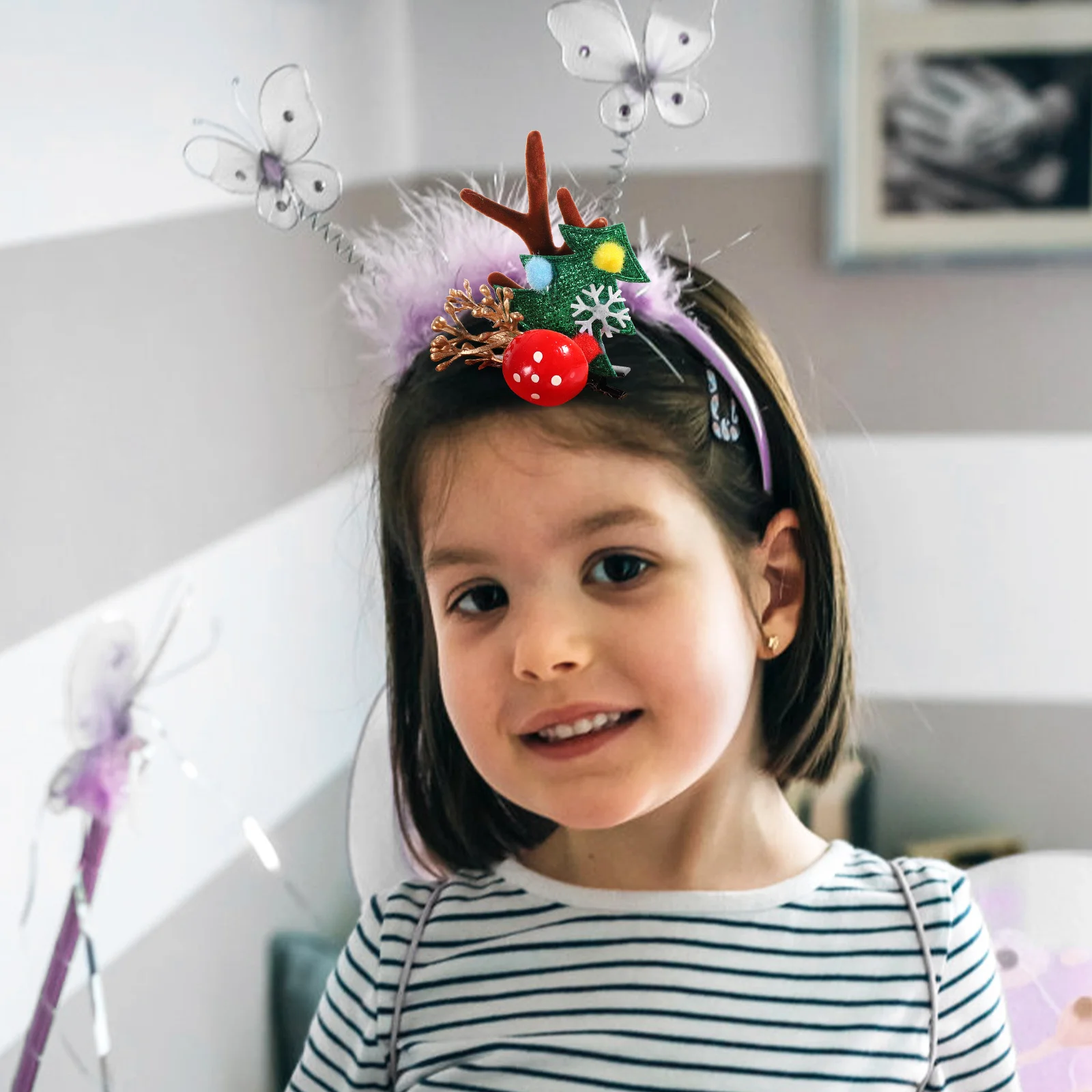 2Pcs Stylish Antler Hair Clips for Kids Christmas Themed Accessories Eyecatching Design Party Supplies Random Color
2Pcs Stylish Antler Hair Clips for Kids Christmas Themed Accessories Eyecatching Design Party Supplies Random Color