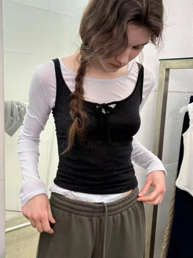 Simple Fashion Pure Color round Neck Long Sleeve T-Shirt Short Style Women's Cotton Summer Season Two-Piece Set Vest
Simple Fashion Pure Color round Neck Long Sleeve T-Shirt Short Style Women's Cotton Summer Season Two-Piece Set Vest