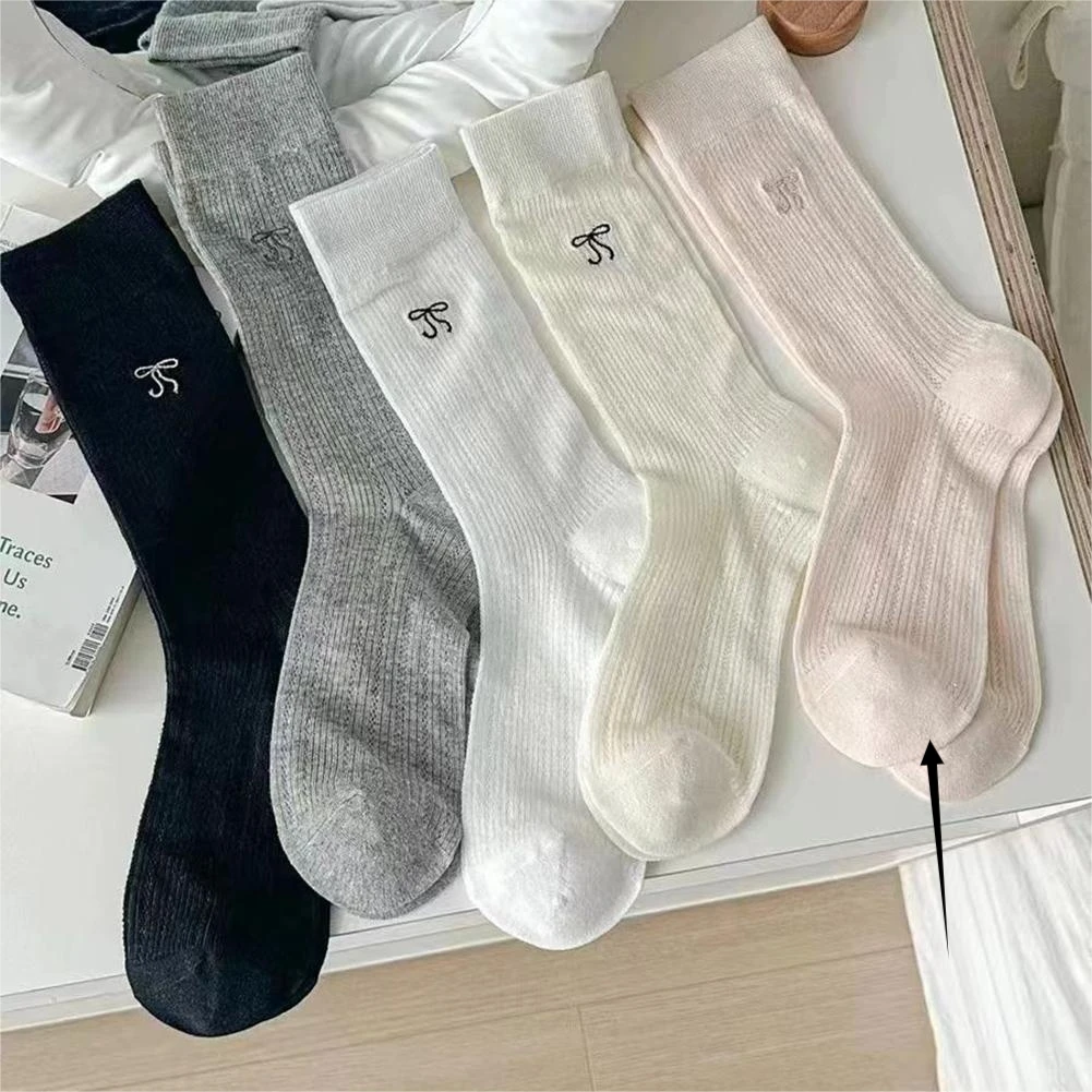Comfort Socks Breathable Ankle Socks All-Day Airflow Socks Daily Wear Socks Double-Layer Cuff Design Irritation-Free Design
Comfort Socks Breathable Ankle Socks All-Day Airflow Socks Daily Wear Socks Double-Layer Cuff Design Irritation-Free Design