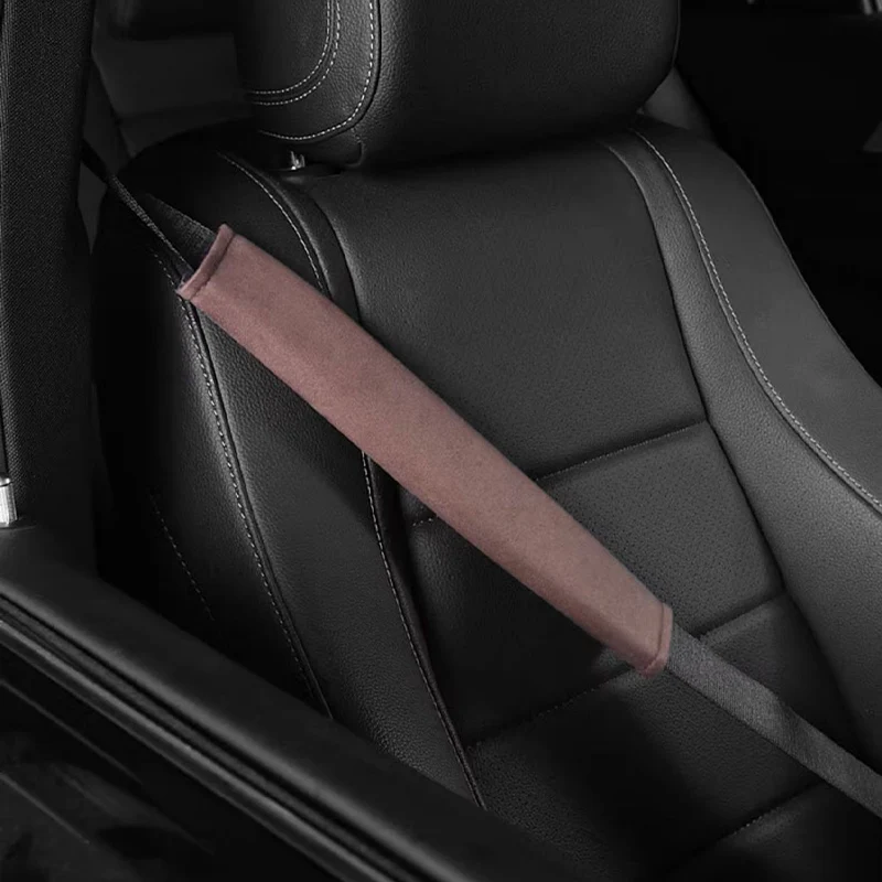 1Pc Luxury Car Seat Belt Cover – Soft Suede Shoulder Protector, Anti-Chafe Pad for Auto Interior, Ergonomic Design
1Pc Luxury Car Seat Belt Cover – Soft Suede Shoulder Protector, Anti-Chafe Pad for Auto Interior, Ergonomic Design