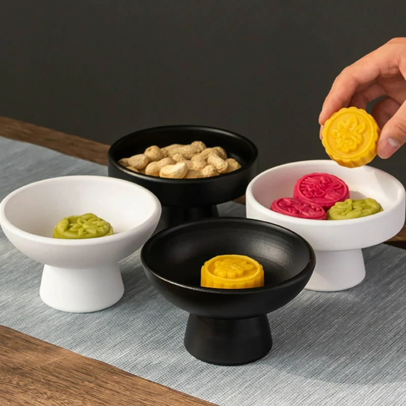 Chinese Style High-foot Ceramic Fruit Tray Household Afternoon Tea Dessert Fruit Ornament Decoration Tray Desktop Tableware New
Chinese Style High-foot Ceramic Fruit Tray Household Afternoon Tea Dessert Fruit Ornament Decoration Tray Desktop Tableware New