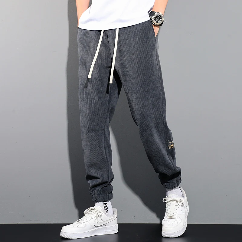 Men's Fce Lined Casual Sports Pants Thiened Loose Fit Sweatpants Elastic Waisand Pure Color Long Trousers for Autumn W...
Men's Fce Lined Casual Sports Pants Thiened Loose Fit Sweatpants Elastic Waisand Pure Color Long Trousers for Autumn W...