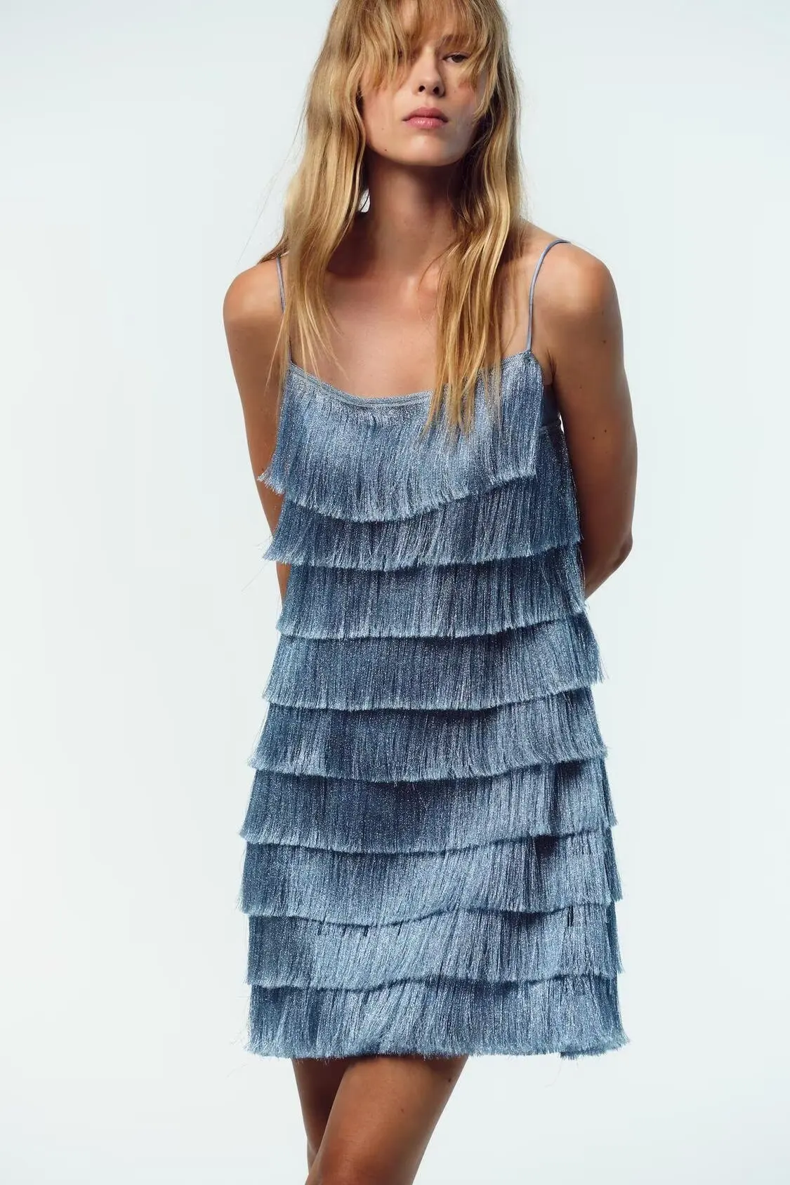 BB6775 2025 autumn new women's clothing French socialite stylish Su design straight neck thin shoulder strap short dress 8351046
BB6775 2025 autumn new women's clothing French socialite stylish Su design straight neck thin shoulder strap short dress 8351046