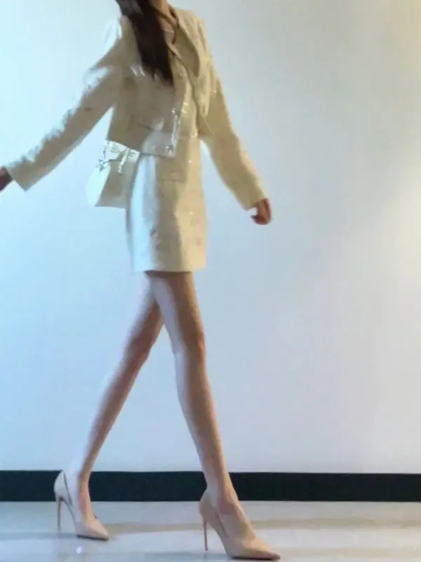 Ele ort Верхняя одежда Жилет Dr Комплект из двух предметов Удобный хлопковый материал Длинный све круглый Ne Застежка на пуговицы Повседневный Sle
Ele ort Верхняя одежда Жилет Dr Комплект из двух предметов Удобный хлопковый материал Длинный све круглый Ne Застежка на пуговицы Повседневный Sle