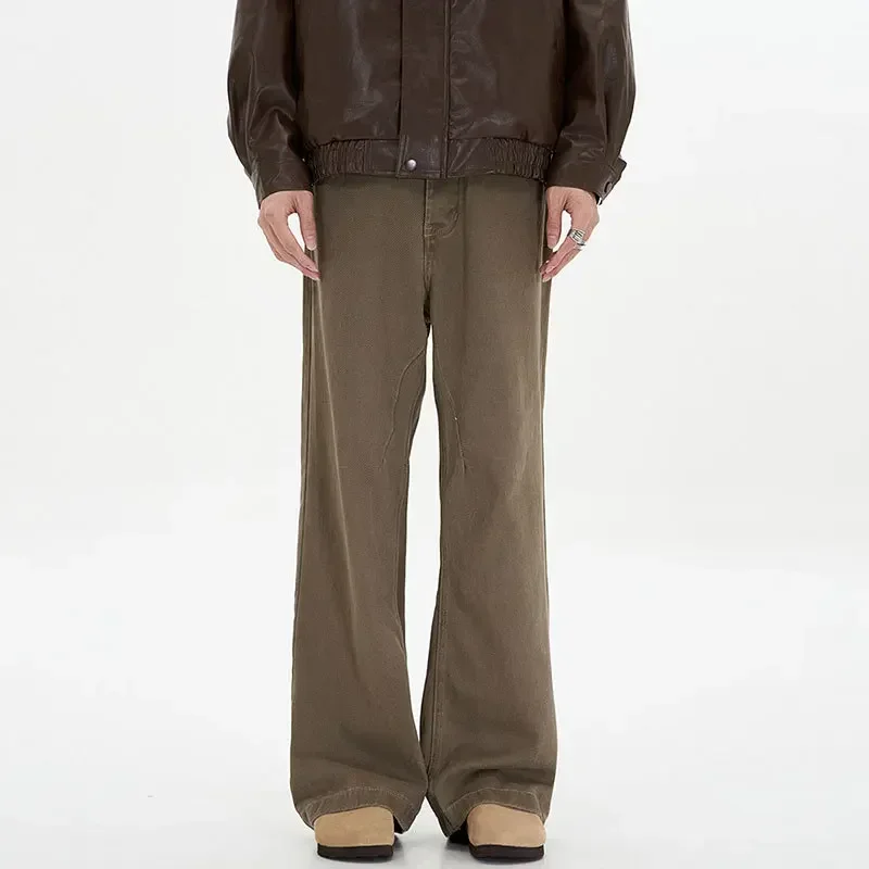 American New Retro Maillard Brown Denim Jeans, Loose-fitting and Versatile Straight Tube Pants for Both Men and Women.
American New Retro Maillard Brown Denim Jeans, Loose-fitting and Versatile Straight Tube Pants for Both Men and Women.