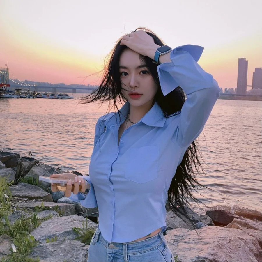 Blouse Woman New Collection 2024 Silk Korean Style Black Sexy Blue Satin Shirt for Women White Crop Top Long Sleeve Chiffon Hot
Blouse Woman New Collection 2024 Silk Korean Style Black Sexy Blue Satin Shirt for Women White Crop Top Long Sleeve Chiffon Hot