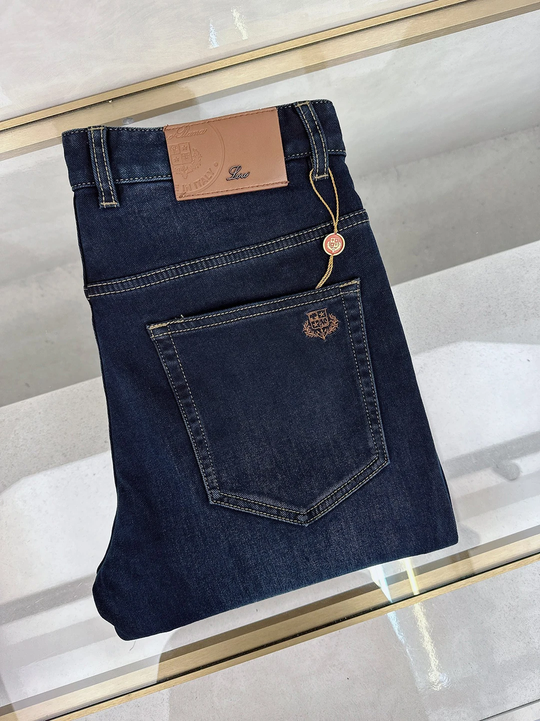 2024 New Jeans men Elastic Fashion embroidery size 29-38 Straight long pants Customized leather label Old Money embroidery
2024 New Jeans men Elastic Fashion embroidery size 29-38 Straight long pants Customized leather label Old Money embroidery