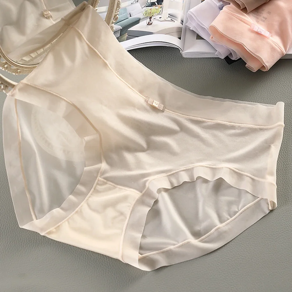 Women's Panties Summer Thin Ice Silk Seamless Lingerie Mid-Waist Underwear Breathable Quick Drying Briefs Underpants Trunks
Women's Panties Summer Thin Ice Silk Seamless Lingerie Mid-Waist Underwear Breathable Quick Drying Briefs Underpants Trunks