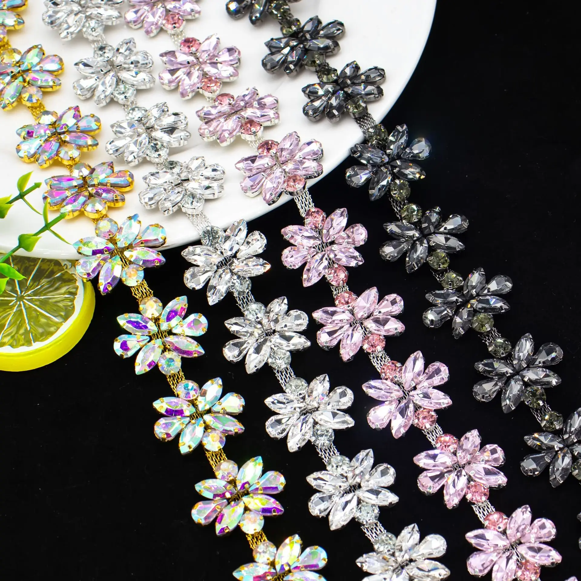 5Yards Rhinestone Chain Crystal Diamond Accessories DIY Crafts Wedding Party Decoration Gift Rhinestone Ribbon Sewing Supplies
5Yards Rhinestone Chain Crystal Diamond Accessories DIY Crafts Wedding Party Decoration Gift Rhinestone Ribbon Sewing Supplies