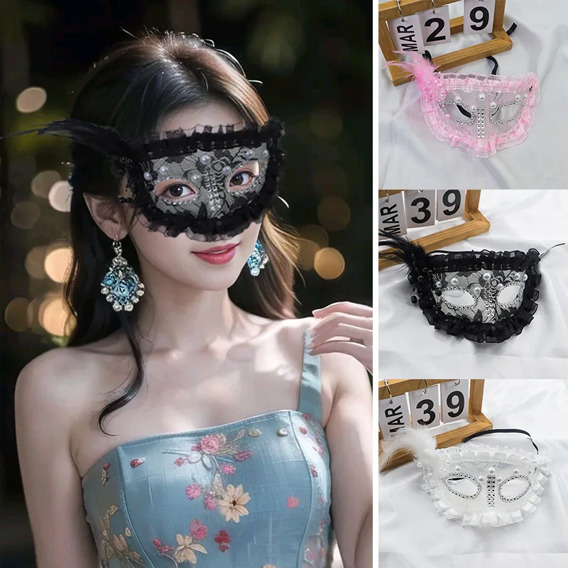 Lace Masquerade Masks Halloween Princess Party Balls Mask White Feather Fashion Sexy Mask Carnival Festival Costume Accessories
Lace Masquerade Masks Halloween Princess Party Balls Mask White Feather Fashion Sexy Mask Carnival Festival Costume Accessories