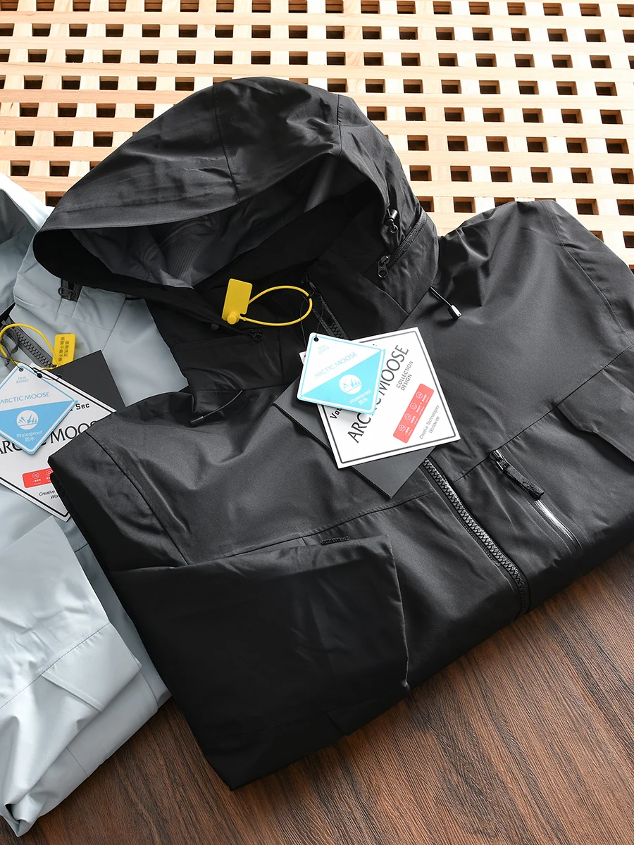 Men's Outdoor Waterproof Breathable Hard Jacket Hooded Coat Full Inner Glue Fashion Urban Style Spring Autumn Wear
Men's Outdoor Waterproof Breathable Hard Jacket Hooded Coat Full Inner Glue Fashion Urban Style Spring Autumn Wear