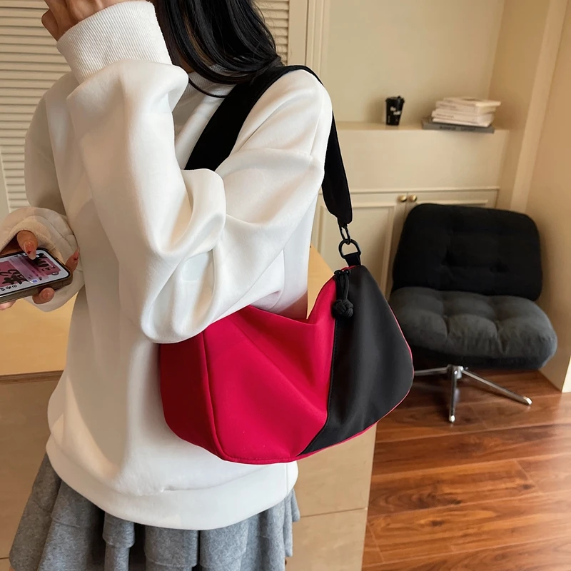 Simple Casual Fashion Trendy Women's Canvas Color Blocked Single Shoulder Crossbody Bag Outdoor Travel Commuting Storage Bags
Simple Casual Fashion Trendy Women's Canvas Color Blocked Single Shoulder Crossbody Bag Outdoor Travel Commuting Storage Bags
