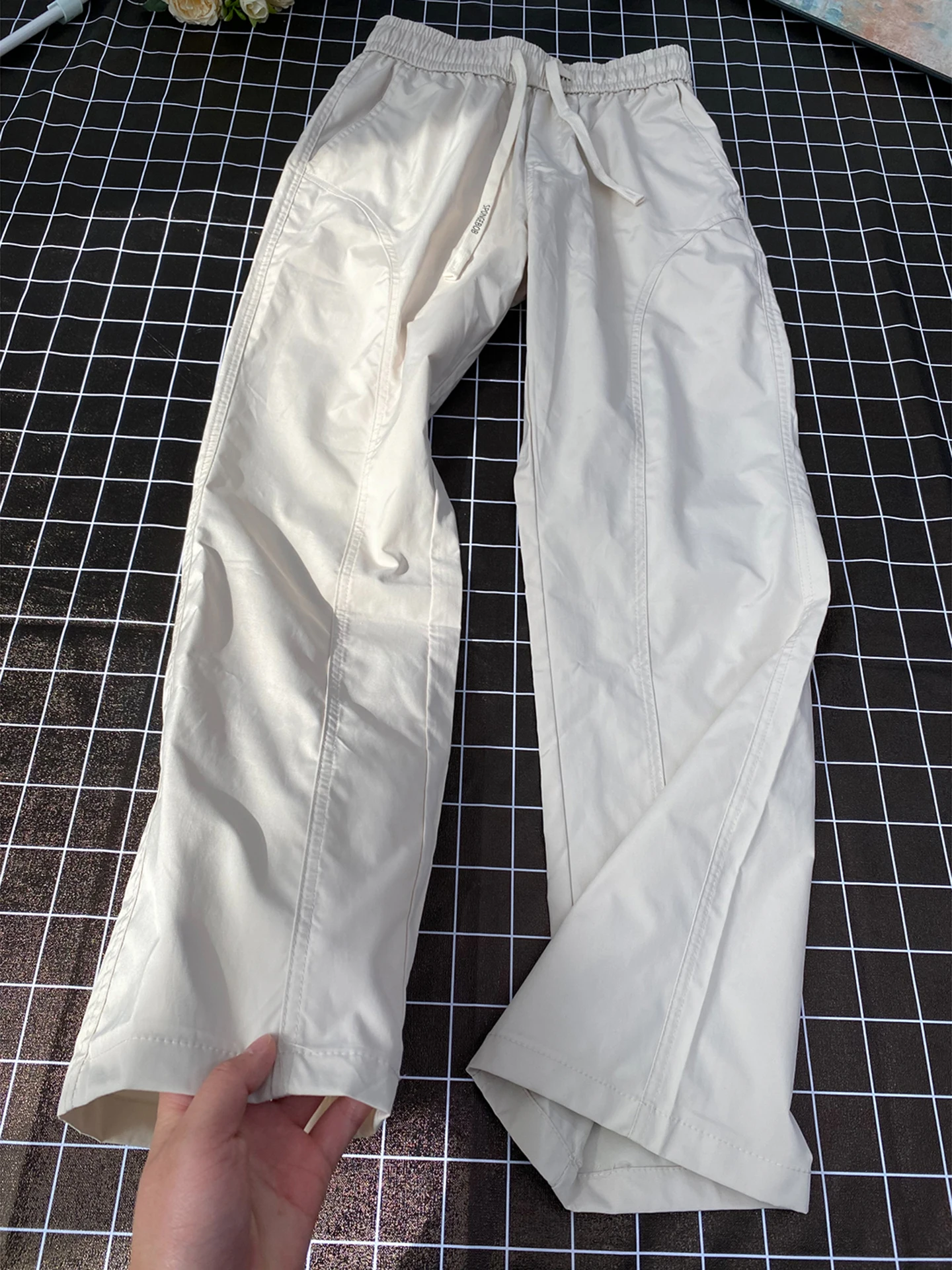 Qui Dry Ice Silk Men's Summer Thin Straight Leg Work Pants Sports Casual Trousers Ice White Color Loose Fit Youth Faion
Qui Dry Ice Silk Men's Summer Thin Straight Leg Work Pants Sports Casual Trousers Ice White Color Loose Fit Youth Faion