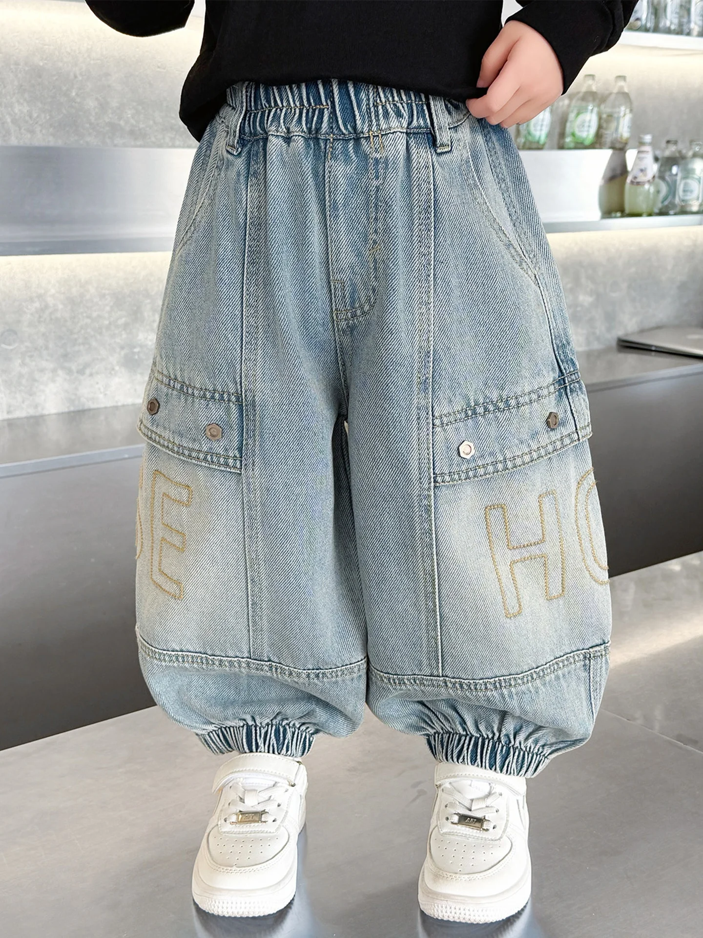 Casual Boys Jeans Spring Autumn Sle Korean Version Loose Faionable Kids Pants Spring Casual Workwear Trousers for Boys
Casual Boys Jeans Spring Autumn Sle Korean Version Loose Faionable Kids Pants Spring Casual Workwear Trousers for Boys
