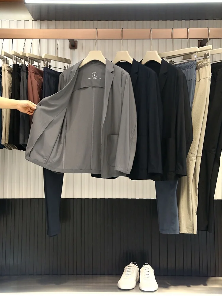 Мужской летний модный городской костюм "enpin", дышащий ледяной шелк, легкий роскошный однобортный костюм с защитой от солнца
Мужской летний модный городской костюм "enpin", дышащий ледяной шелк, легкий роскошный однобортный костюм с защитой от солнца