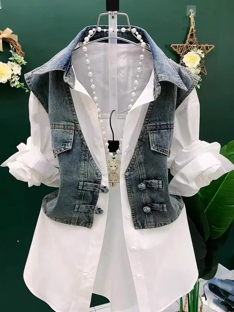 2025 New Splicing Striped Denim Jacket Women Spring Autumn Korean Denim Shirt Tops Female Casual Jean Windbreaker Ladies
2025 New Splicing Striped Denim Jacket Women Spring Autumn Korean Denim Shirt Tops Female Casual Jean Windbreaker Ladies