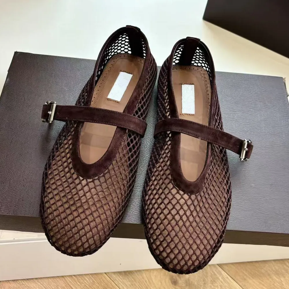 Fashion Show Crystal Sandals for Women, Hollow Out, Fashionable, Breathable, Flat Bottom, One Step Stepping, Hole Jelly Shoes
Fashion Show Crystal Sandals for Women, Hollow Out, Fashionable, Breathable, Flat Bottom, One Step Stepping, Hole Jelly Shoes
