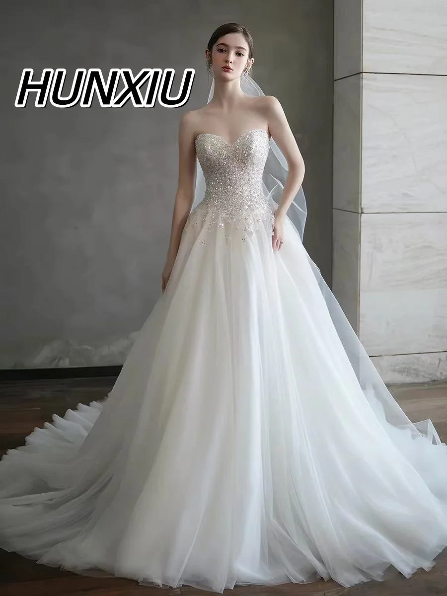 Customized Modern Wedding Dress Sweetheart Sleeveless Wedding Dresses Temperament Bespoke Occasion Gown Luxury Sparkling Beads
Customized Modern Wedding Dress Sweetheart Sleeveless Wedding Dresses Temperament Bespoke Occasion Gown Luxury Sparkling Beads