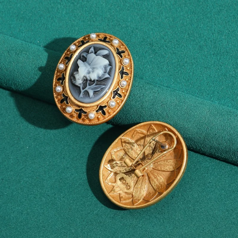 Vintage Cameo Butterfly Flower Oval Earrings For Woman Gold Plated Wedding Anniversary Party Gift Brand Trending 2026 New
Vintage Cameo Butterfly Flower Oval Earrings For Woman Gold Plated Wedding Anniversary Party Gift Brand Trending 2026 New